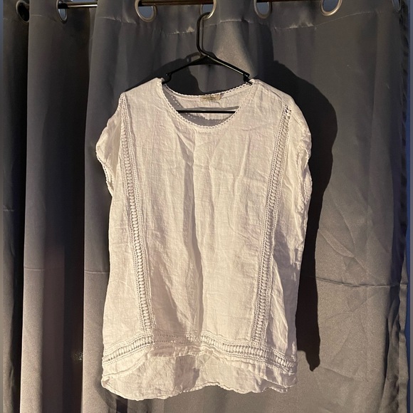 Tops - Texture sleeveless shirt